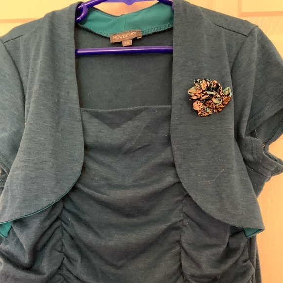 Formal dress with attached cardigan - Picture 6 of 9